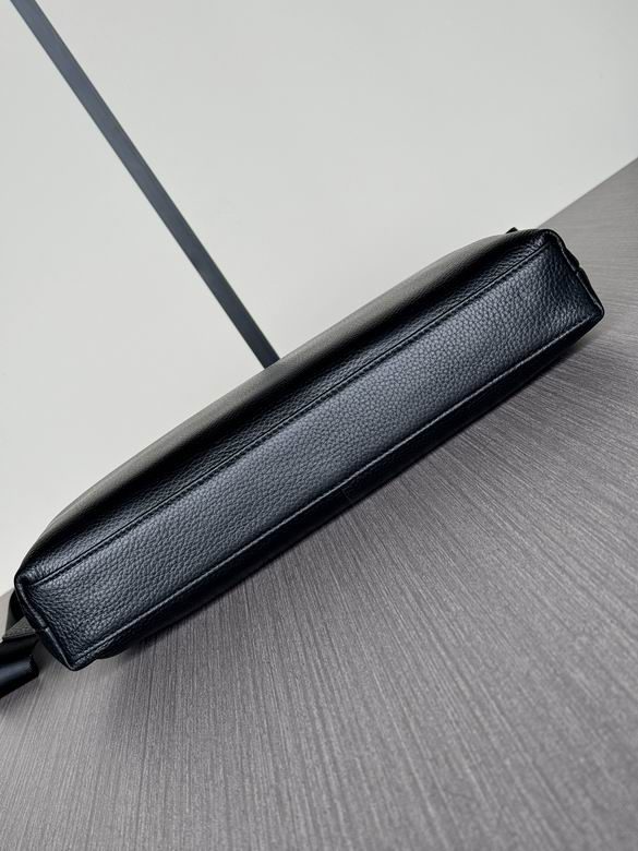 9977-1 39X29X7cm WP 7