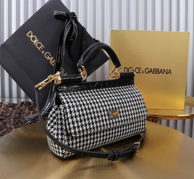 BB6111 18X11X6cm BG 1