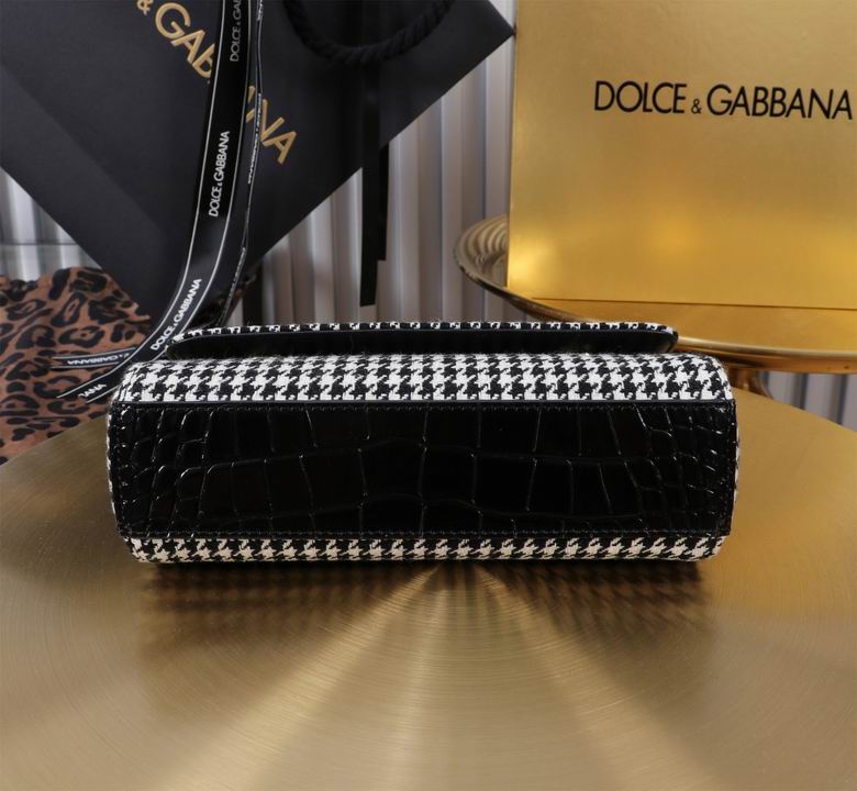 BB6111 18X11X6cm BG 3