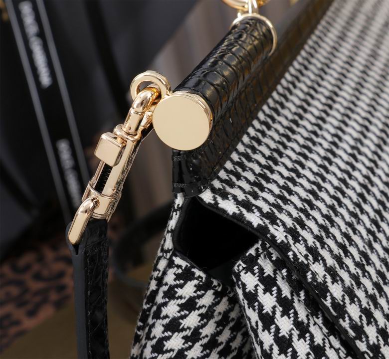 BB6114 29X18X12cm BG 5