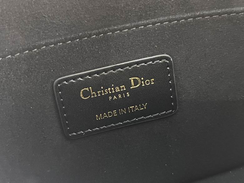 Bobby S5713 17.5X11X3.5cm YG 7