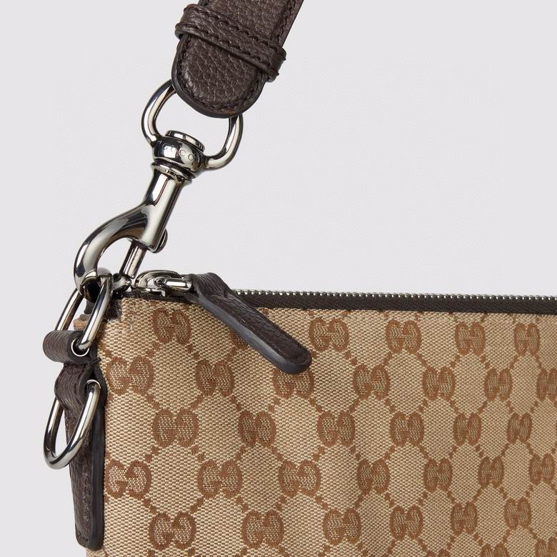 Body 817420 40X31X3cm MP 4