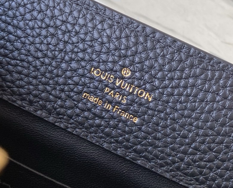 Cap M24728 27x17 3x9cm gf_9