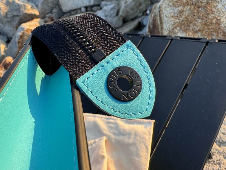 M11466 27X21X6cm YG 7