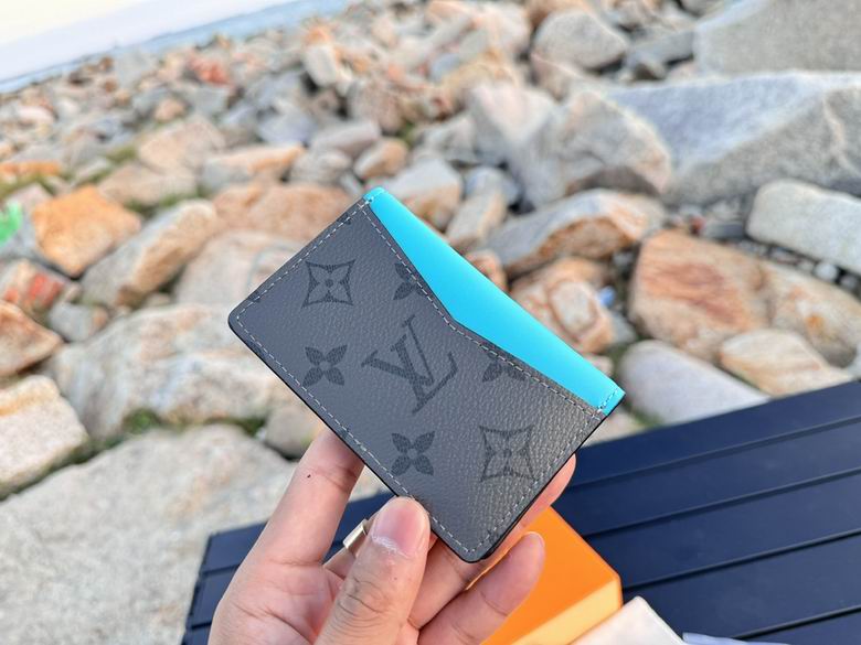 M11469 7.5X11.1X1cm YG 7