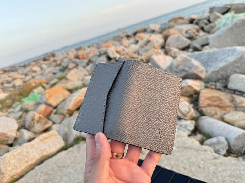 M11581 7.5X11.1X1cm YG 7