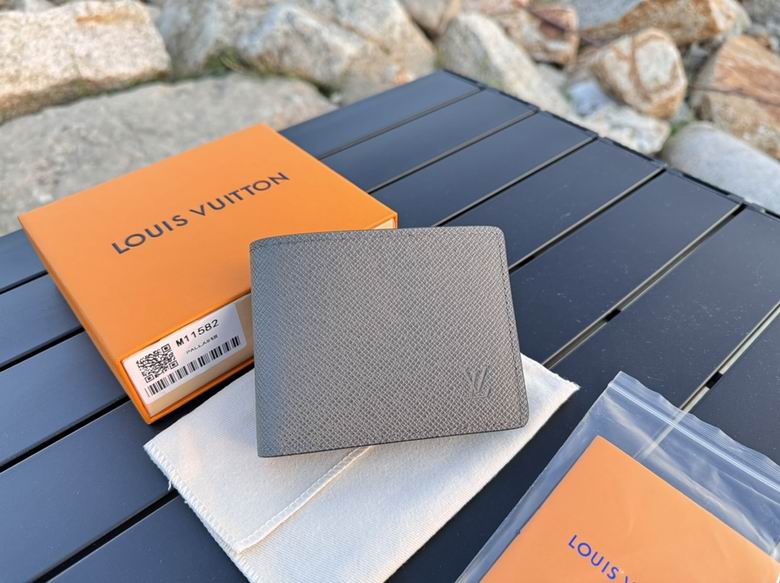 M11582 11X8.5X2cm YG 1