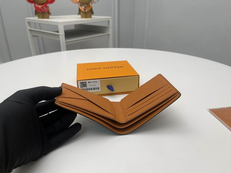 M11716 11.5X9X1.5cm YG 4