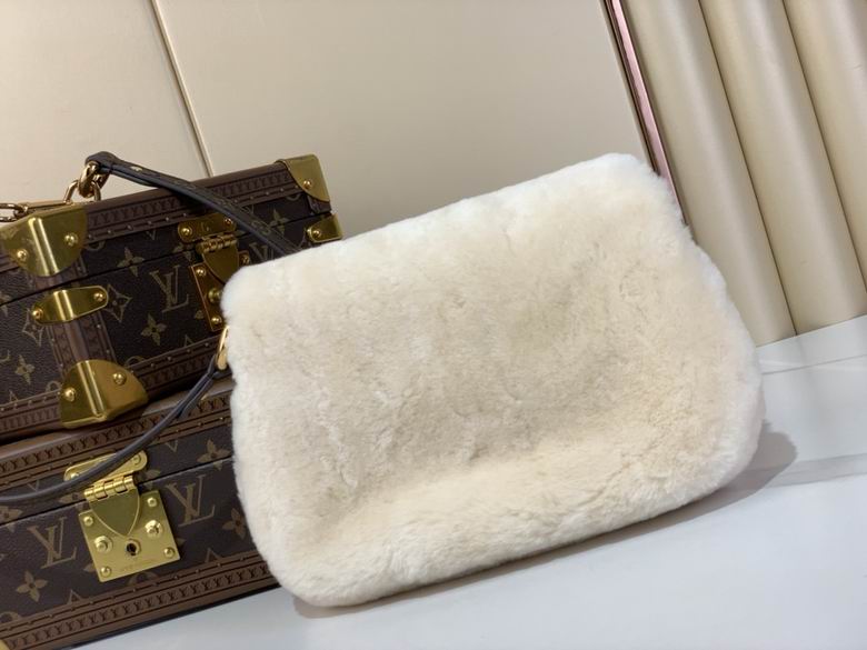 M12097 27X18X3cm YG 2