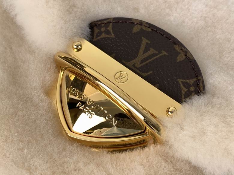 M12097 27X18X3cm YG 5