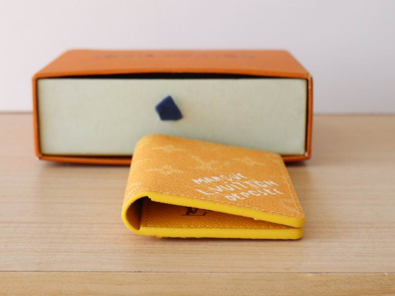 M12659 7.5X11.1X1cm YG 4