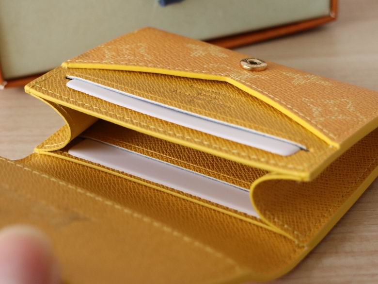 M12664 10.5X8X1cm YG 8