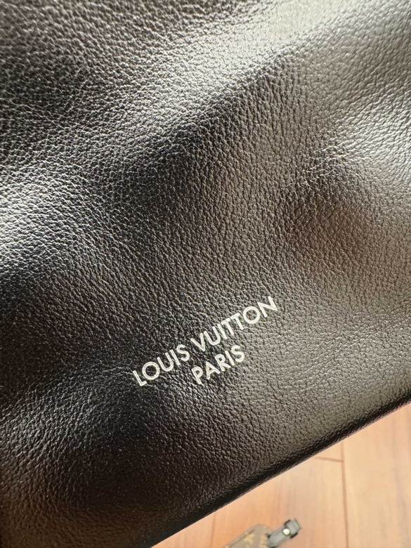 M24861 33.5X23X15cm YG 5