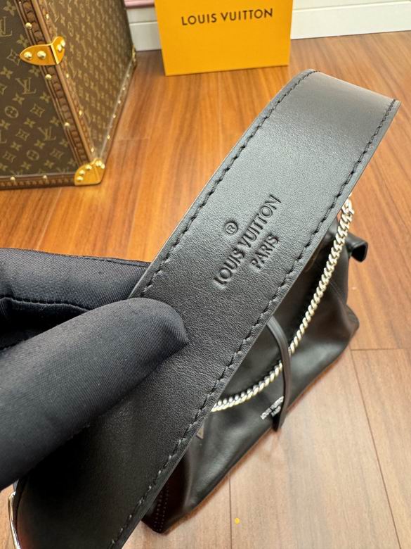 M24861 33.5X23X15cm YG 6