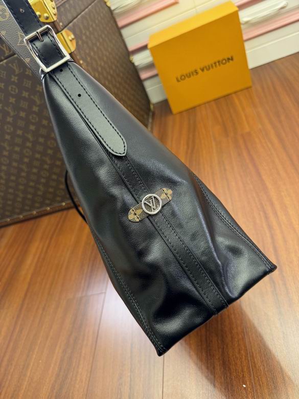 M25143 39X30X15cm YG 5