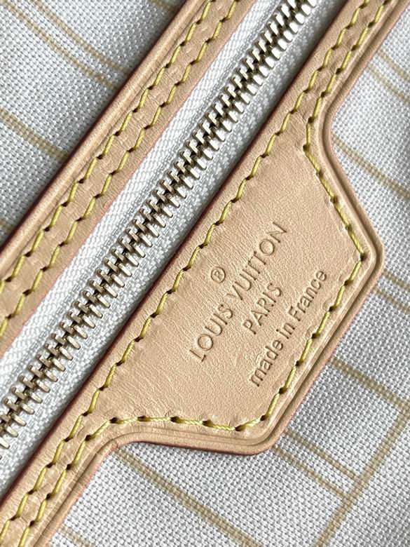 M41362 29X21X12cm YG 7