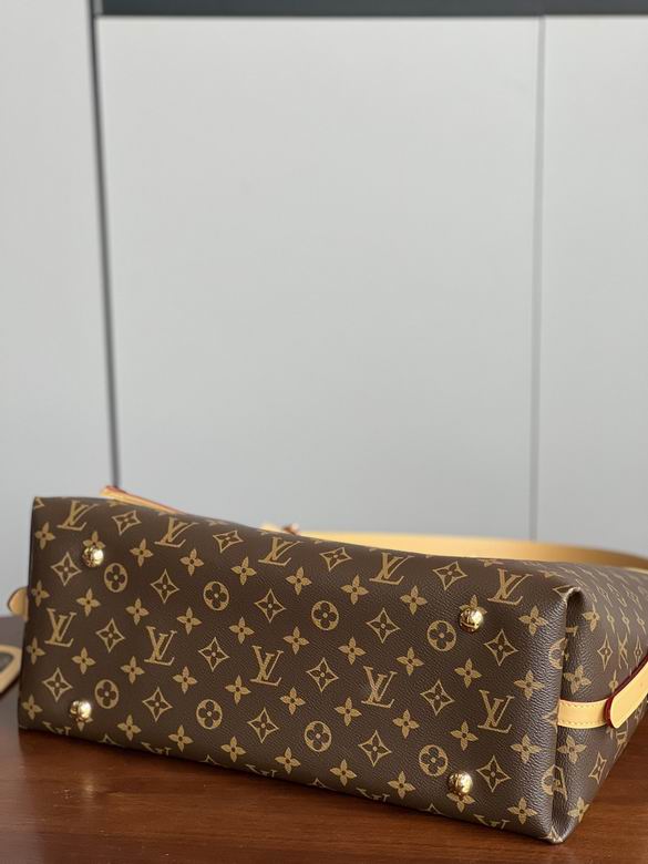 M46197 39X30X15cm YG 3