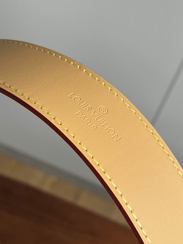 M46197 39X30X15cm YG 7