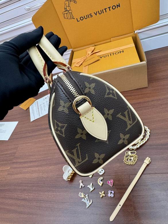 M46970 18X12.5X11cm YG 2