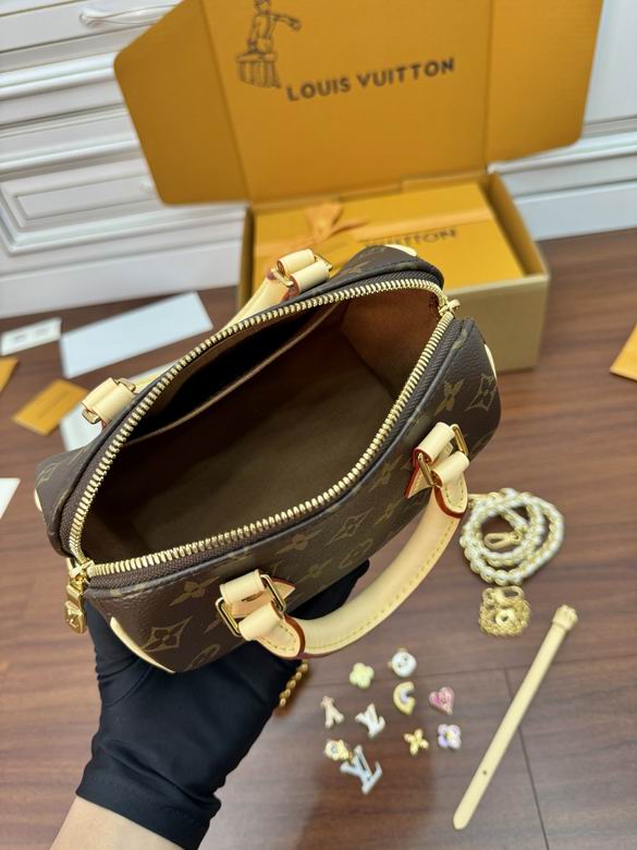 M46970 18X12.5X11cm YG 7