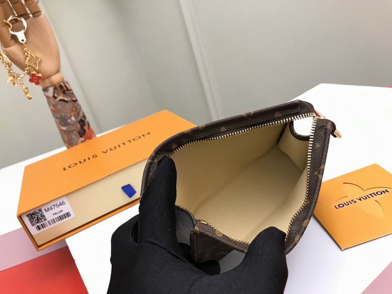 M47546 15X10X4.5cm YG 7