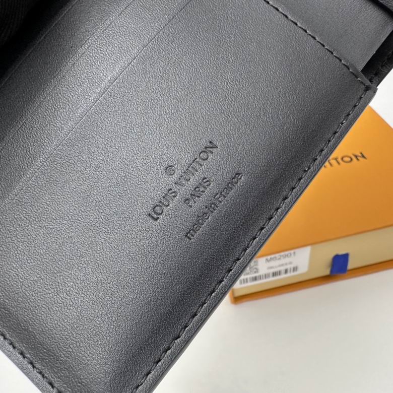 M62901 11.5X9X1.5cm YG 4