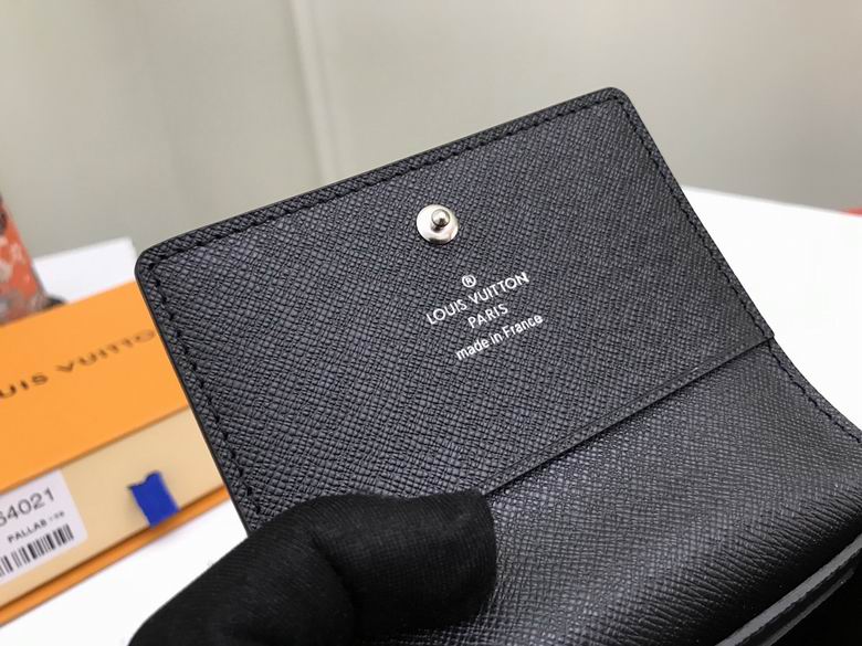 M64021 10.5X8cm YG 7