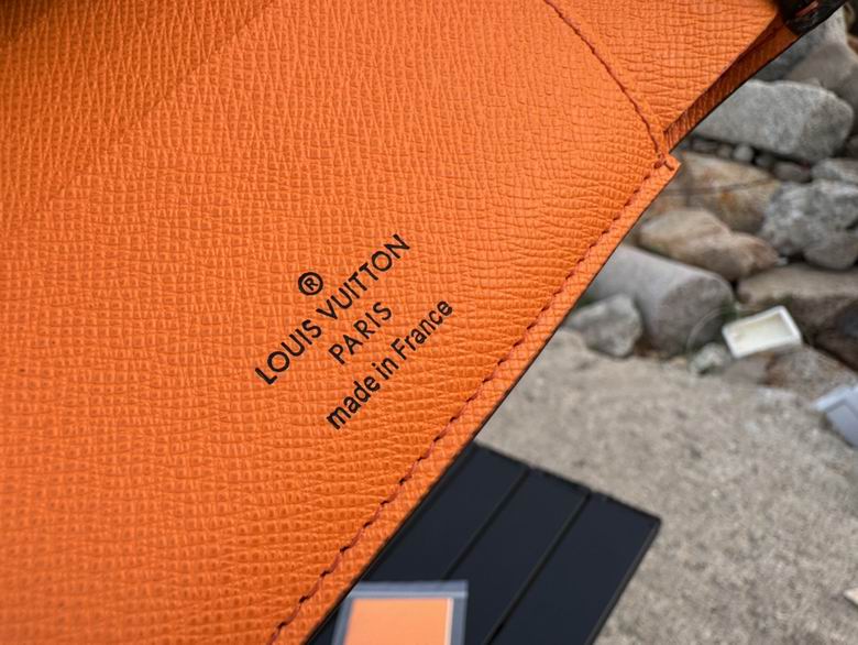 M82538 11.5X9X1.5cm YG 8