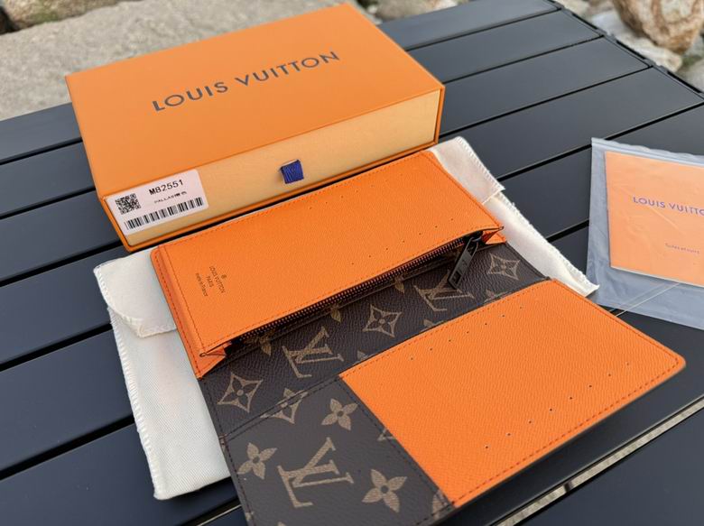 M82551 19X19X2cm YG 5