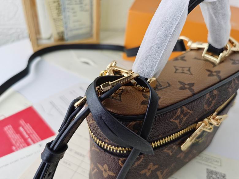 M85634 14X19X5cm YG 2色 14