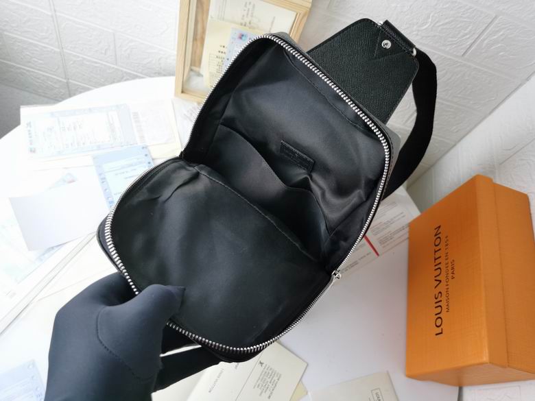 N41719 20X31X10cm YG 11色 79