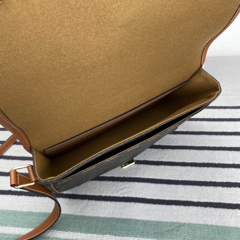 193902 31X24X9cm YG 7