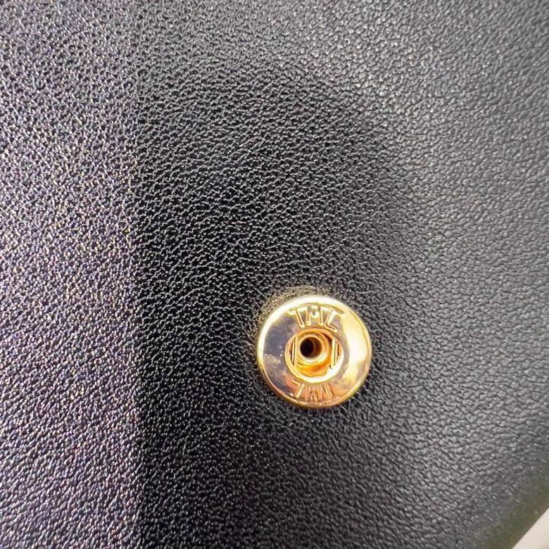 1962 19X10.5X3.5cm YG 7