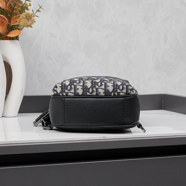 3688 17.5X28X9cm XMY 2色 12