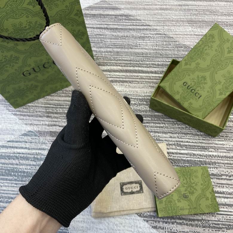 443123 10.5X19X2cm MP 3