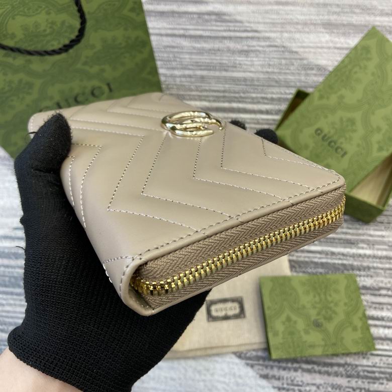 443123 10.5X19X2cm MP 4