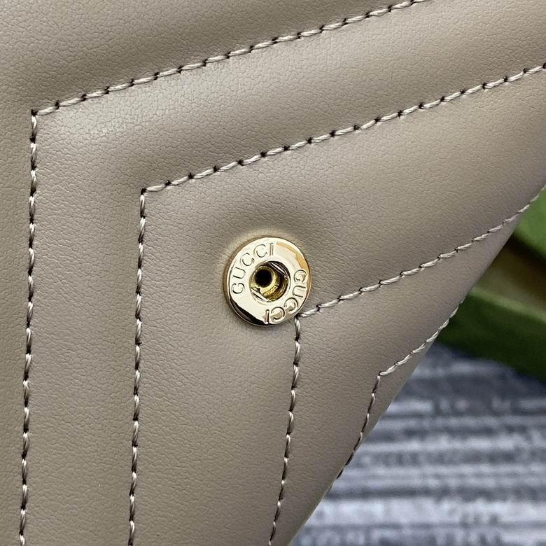 443436 19X10.5X3cm MP 7