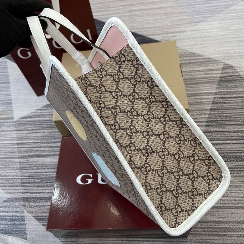 605614 25X28.5X11cm MP 3