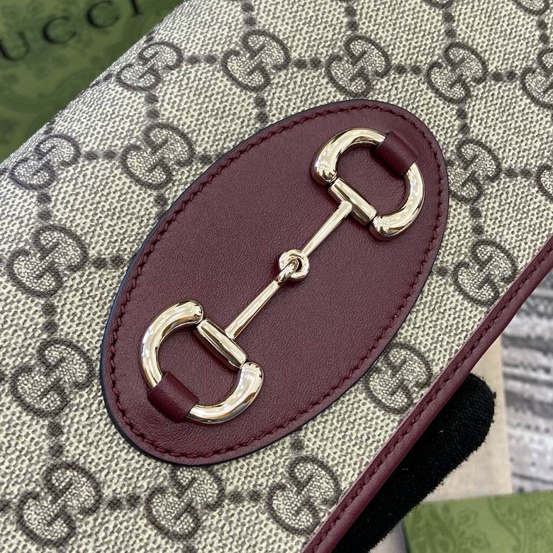 621892 19X10X4cm MP 3