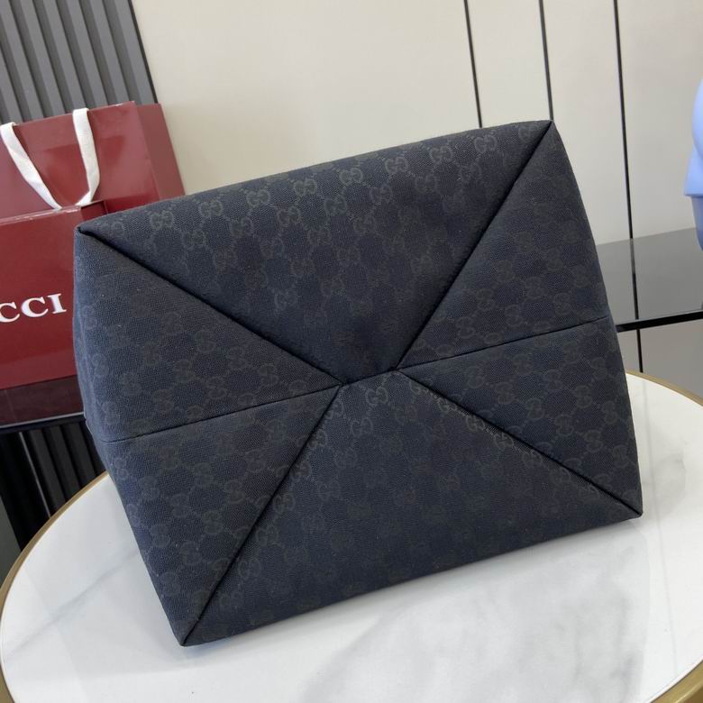 788203 30X28X26cm YG 6