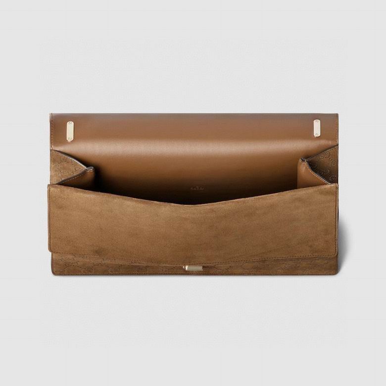 795003 42X28X12cm MP 7