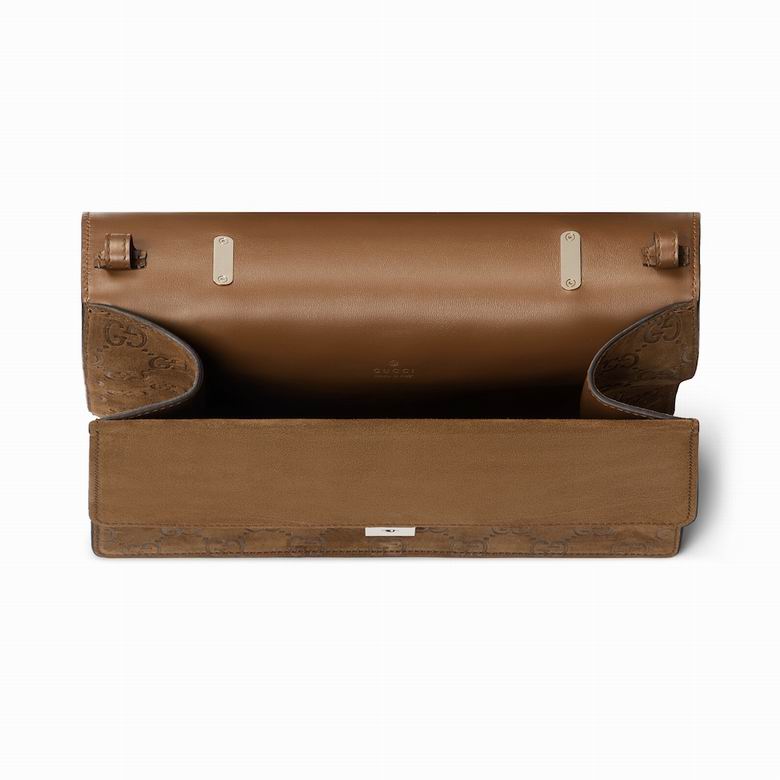 813399 29.5X20X10.5cm MP 7