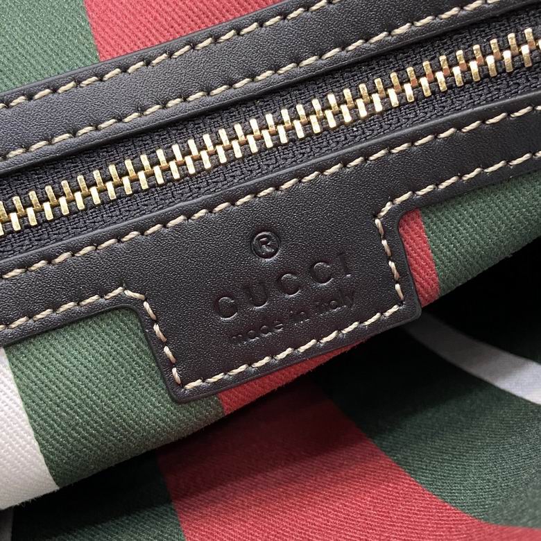 815217 37X23X8cm YG 8