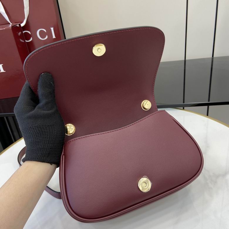 815700 21.5X11X8cm YG 6