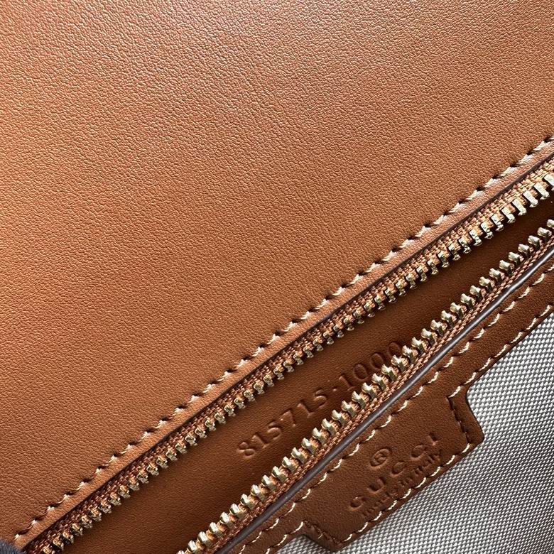 815715 26.5X16.5X8.5cm DF 2色 9