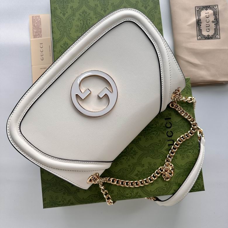 815715 26X16X8cm DF 4色 33