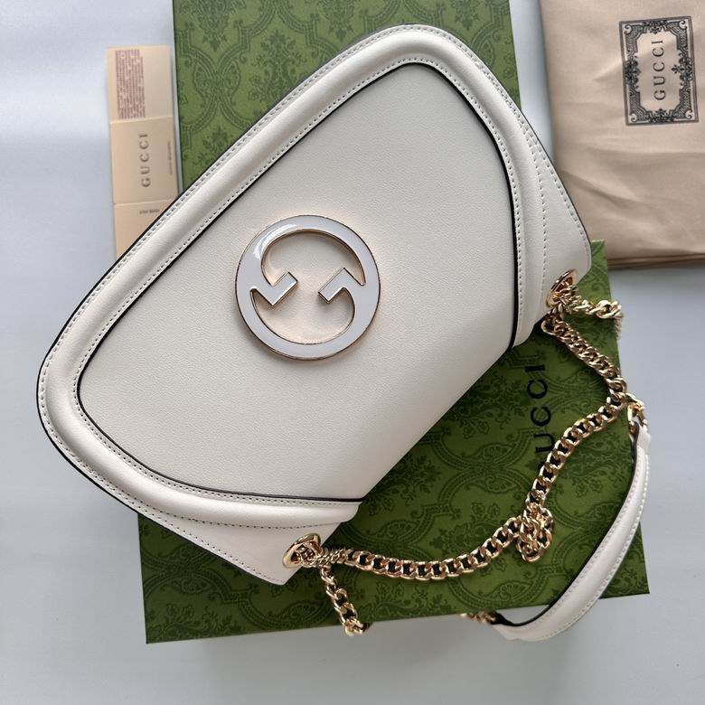 815715 26X16X8cm DF 4色 37