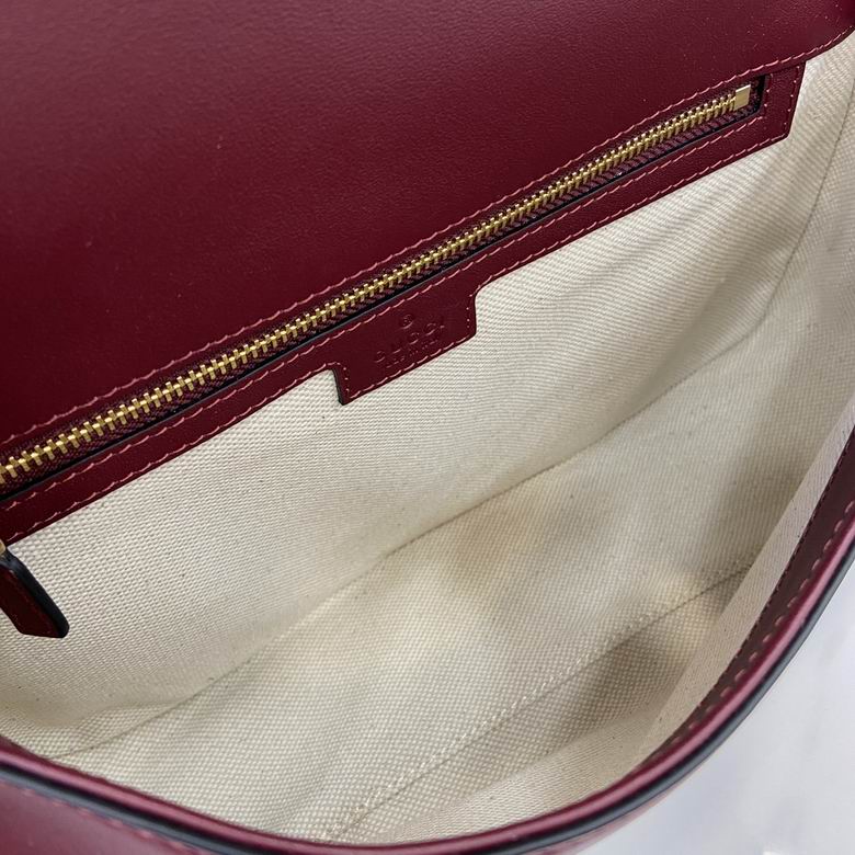 815719 32X17X10cm YG 7