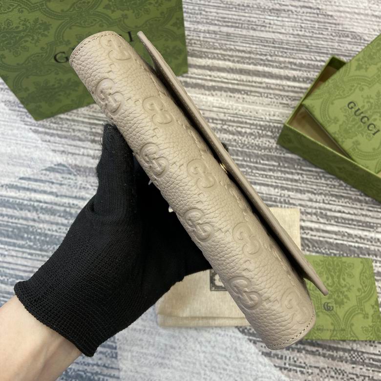 815922 19X10X2.5cm MP 3