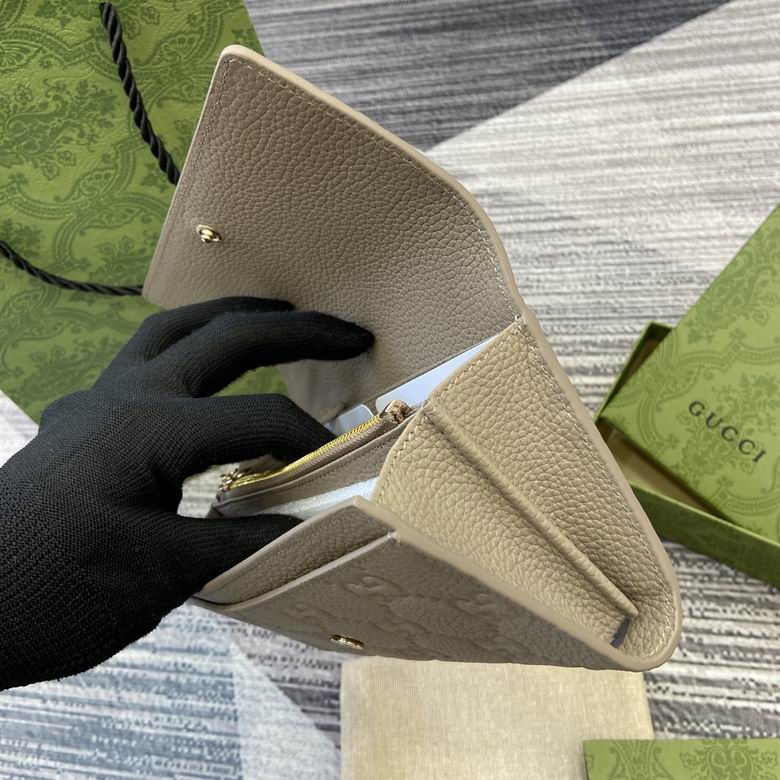 815922 19X10X2.5cm MP 8